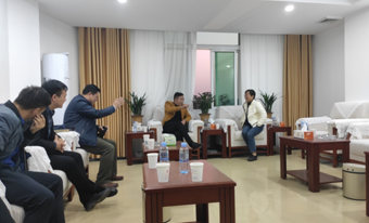 集团董事长谢春俊一行赴荔浦市洽谈 国有储备林合作项目