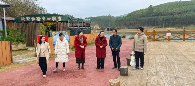 鹿寨县文体广旅局和导江乡政府到“山楂之恋”景区开展旅游安全及服务质量专项检查